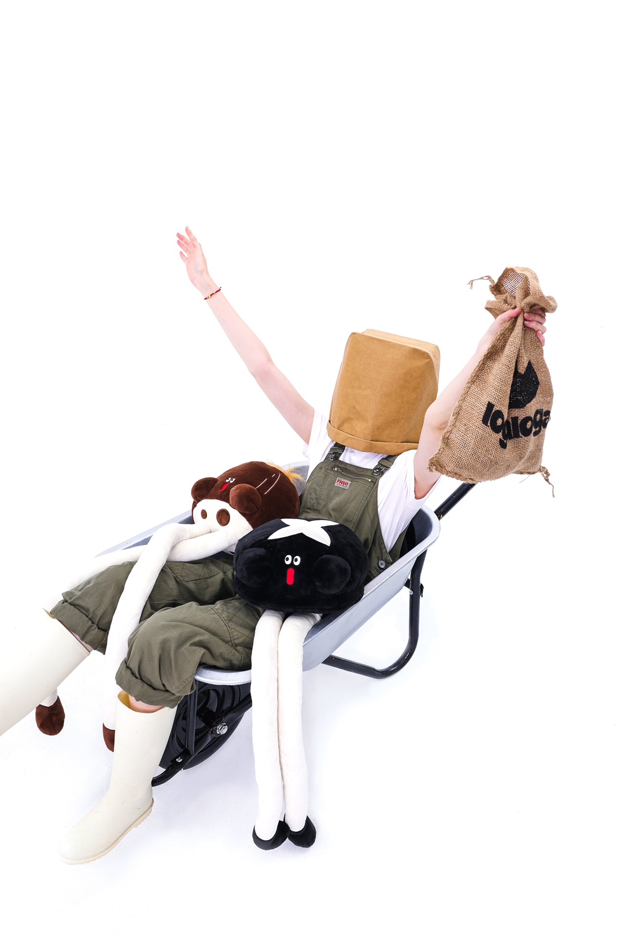 LOGLOGA Mushfriend Plush