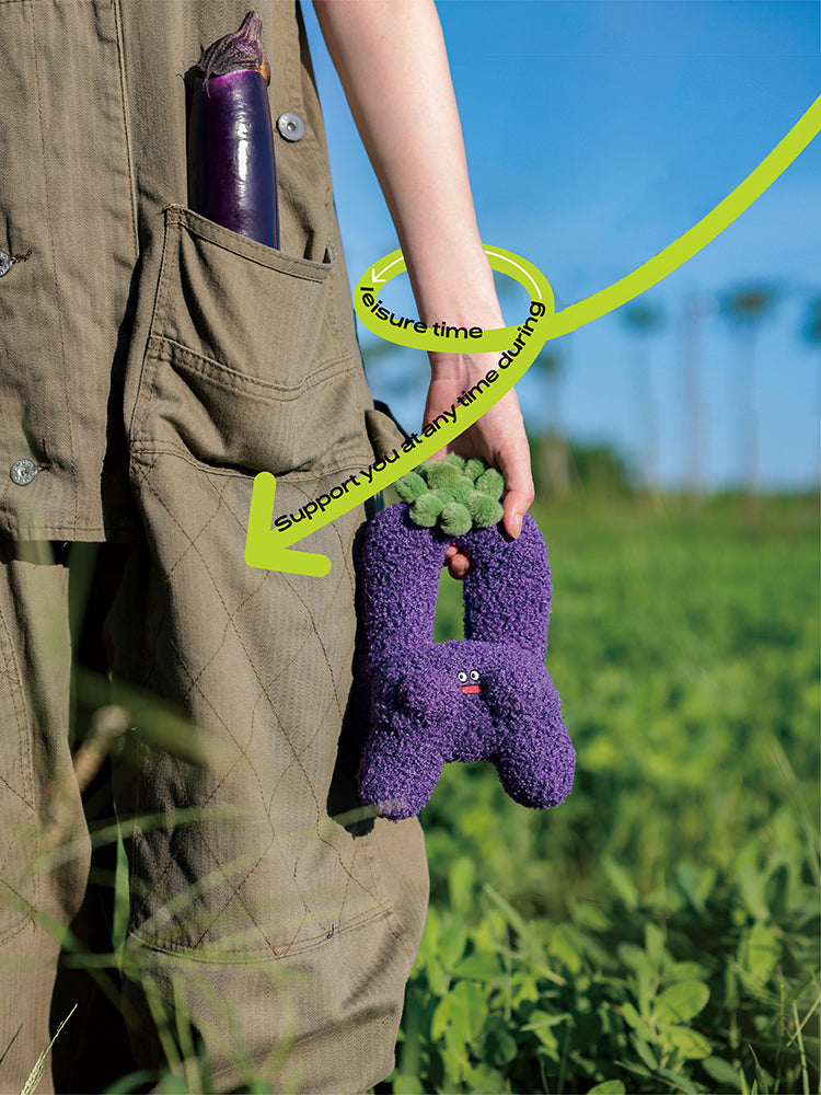 LOGALOGA Eggplant (Mobile Phone Holder) Plush