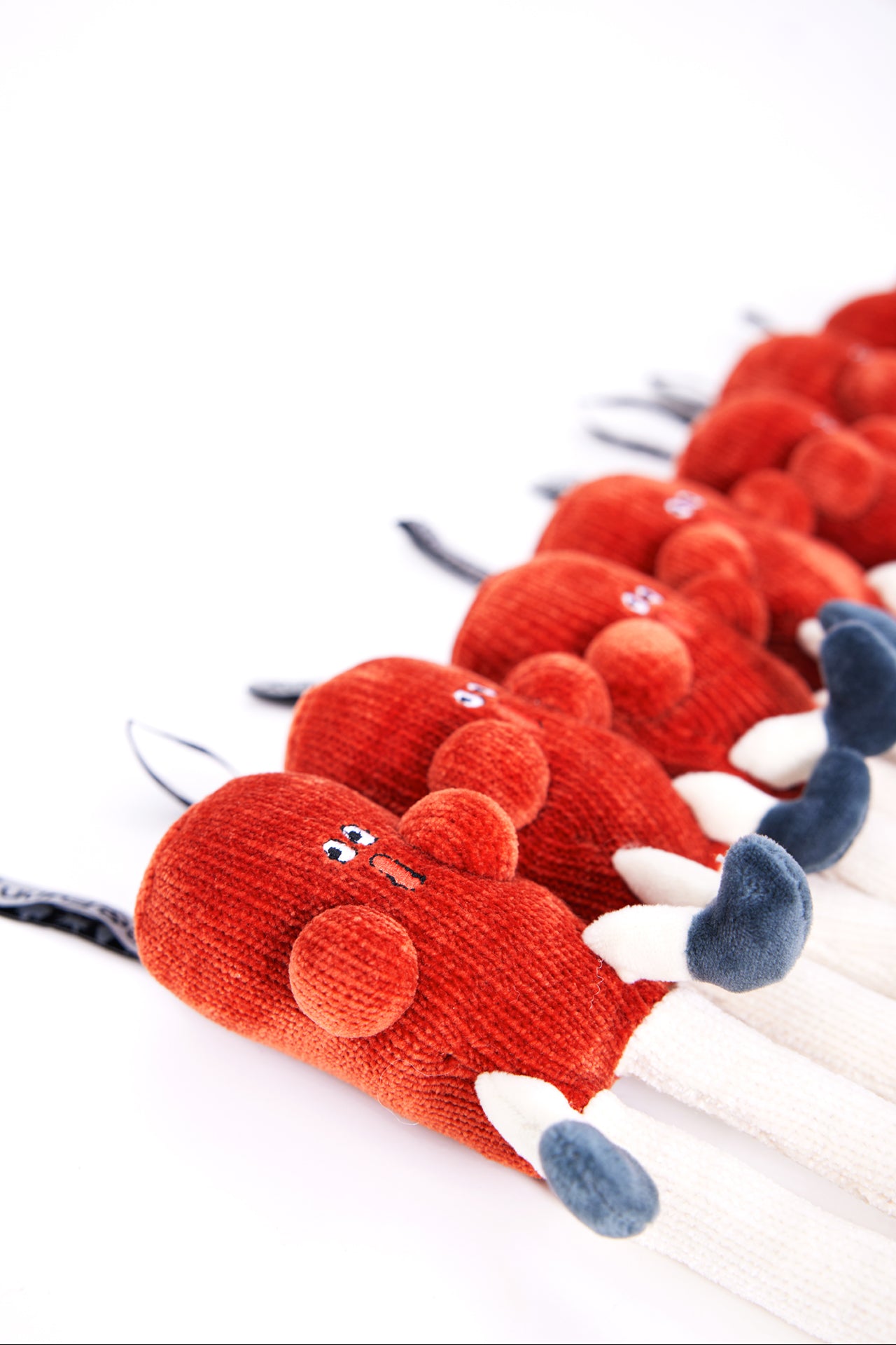 LOGLOGA – Roll-Up Chopsticks Plush keychain