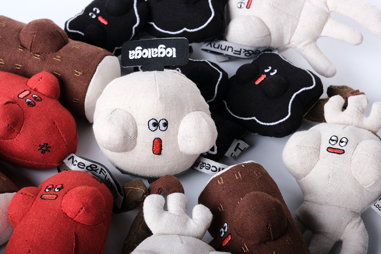 LOGALOGA Lotus roots pulled up Plush